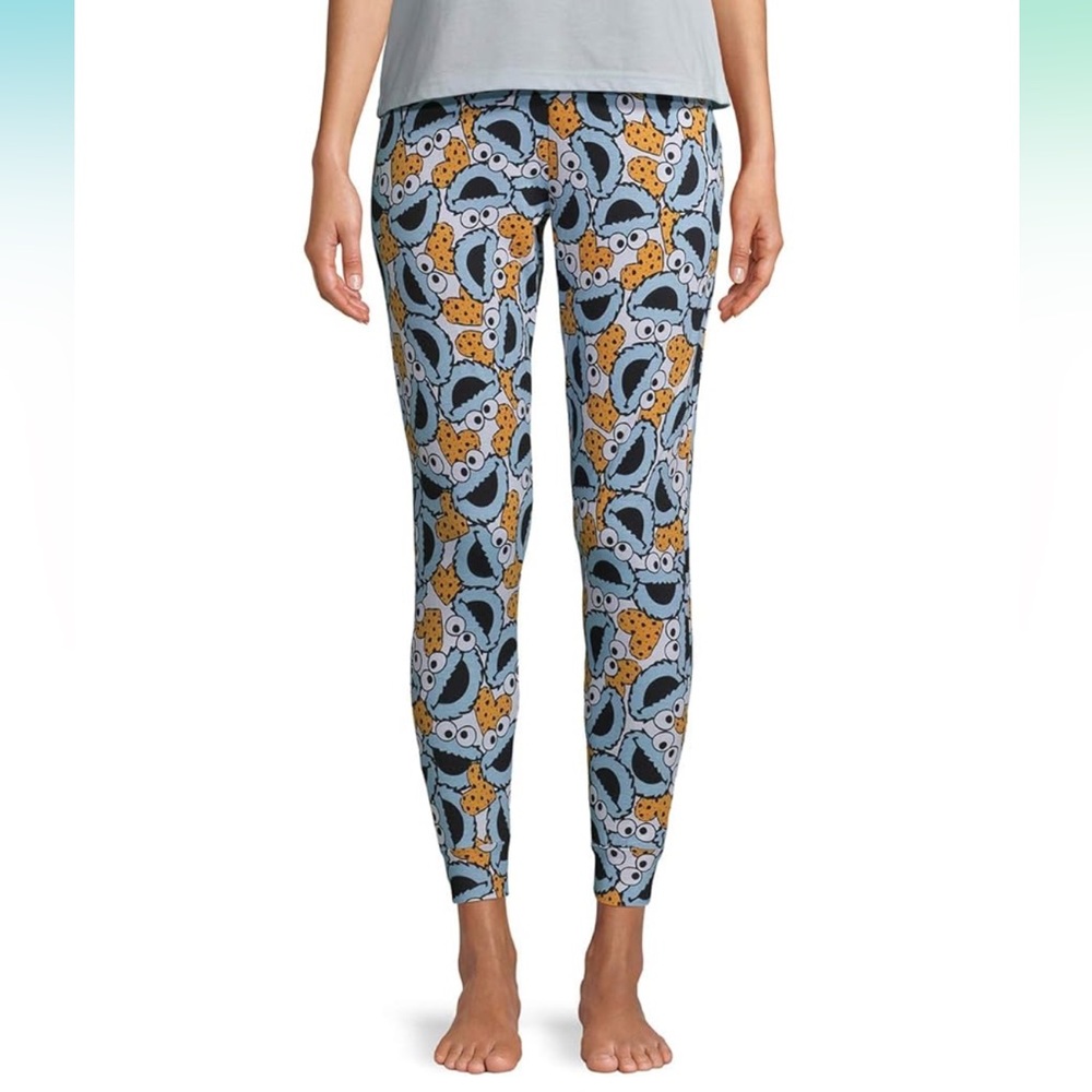 Sesame Street Cookie Monster Women's Pajama pants size M all over print